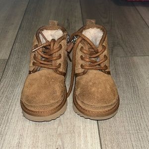 Ugg Neumel II. SIZE 7c.
